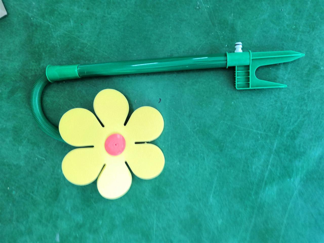 Garden Sunflower Sprinkler